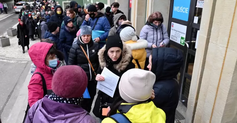 Названа дата, с которой Польша изменит правила пребывания беженцев из Украины