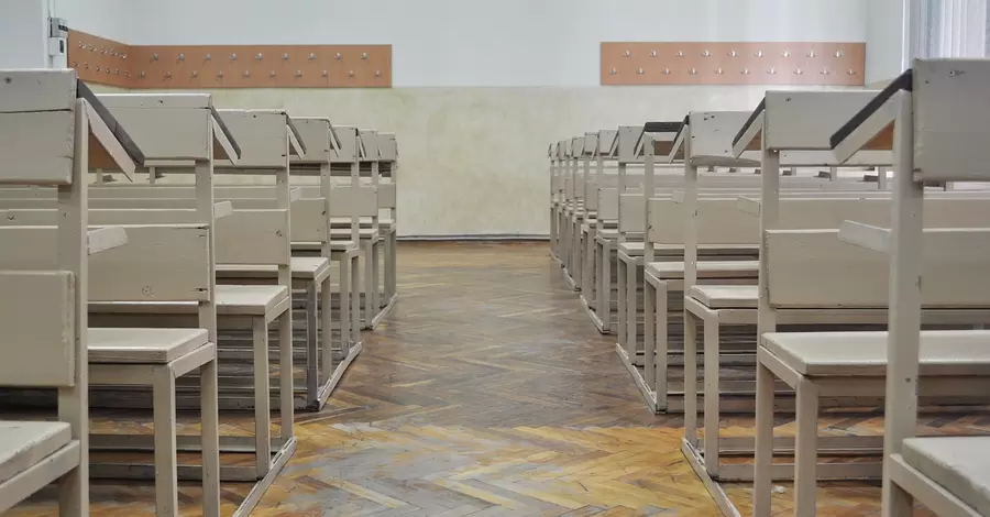 В Сумах закрывают школы на карантин из-за эпидемии гриппа и ОРВИ 