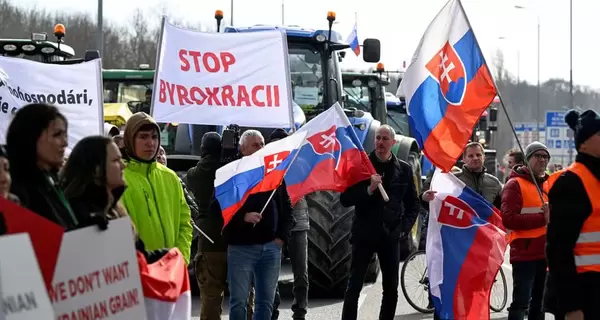 Фермеры из ряда стран ЕС устроили протесты вдоль чешских границ, заблокировав КПП