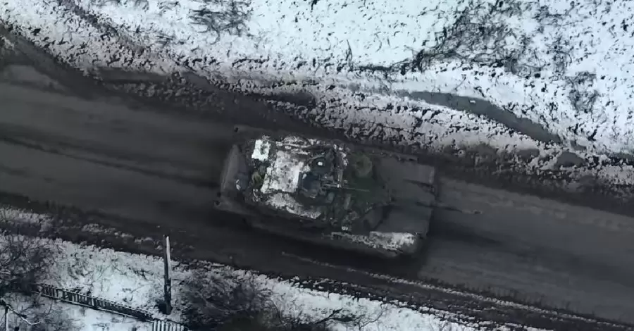 Бійці ЗСУ вперше показали кадри застосування танків Abrams на фронті