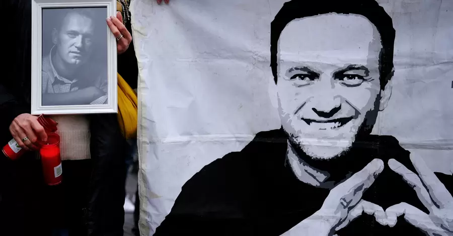 Соратница Навального заявила, что его пытались обменять на осужденного в Германии сотрудника ФСБ