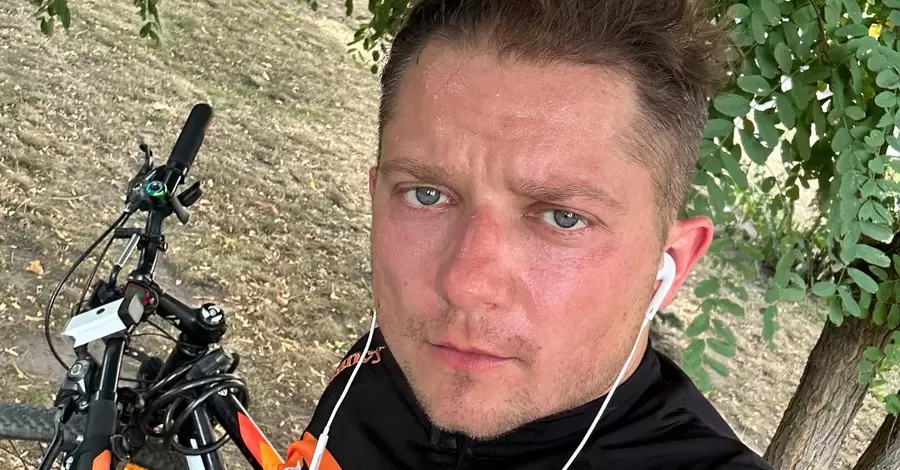 Блогер Юрий Ворожко, снимавший видео о помощи другим, умер во время тренировки в бассейне