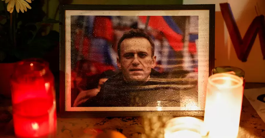 Соратники Навального повідомили, що його поховають 1 березня в Москві