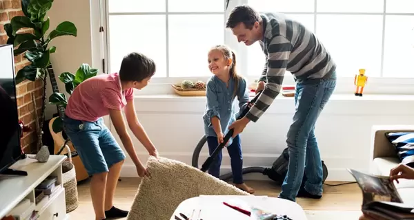 Советы психологов: как приучить ребенка наводить порядок в своей комнате