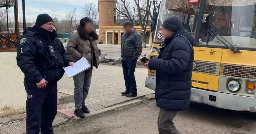 Полиция эвакуировала жителей села на Сумщине, мост к которому разрушили россияне