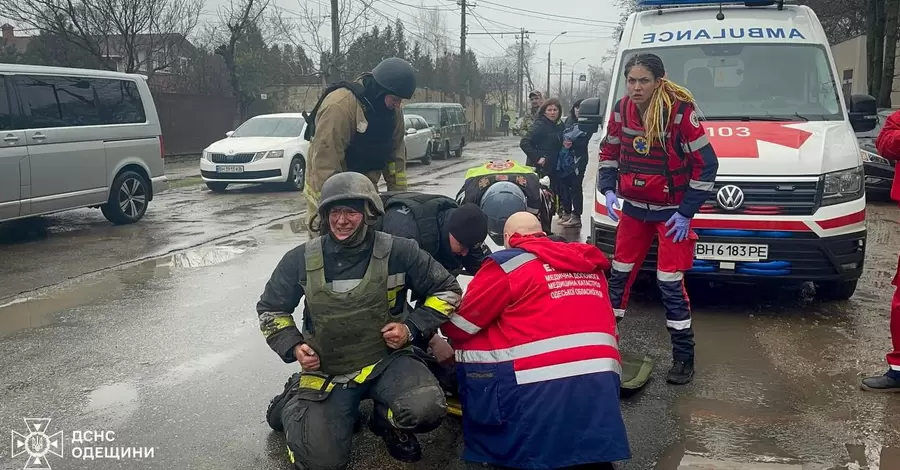 Ракетный удар по Одессе: в больницах остаются 40 человек