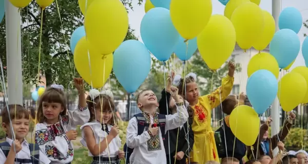 Сдать документы ребенка для поступления в первый класс в Киеве можно будет до 31 мая