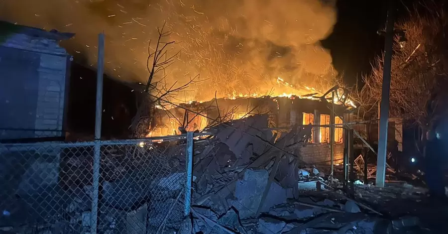 Внаслідок удару РФ по Селидовому поранено чотири людини та пошкоджено 24 приватні будинки