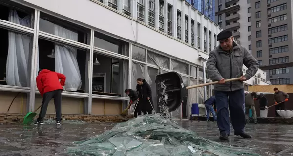 Число пострадавших в Одессе возросло до десяти, повреждены 300 квартир и Дворец спорта