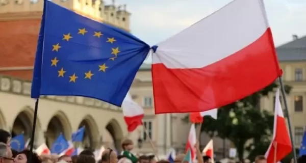В Польше разоблачили шпионскую сеть РФ, которая пыталась дискредитировать Украину и повлиять на выборы в Европарламент