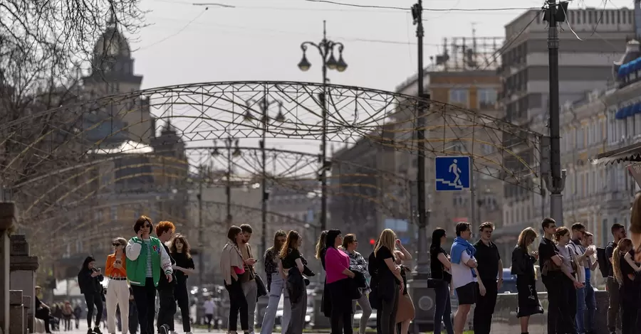 У Києві нормалізувалась якість повітря після забруднення пилом із Сахари