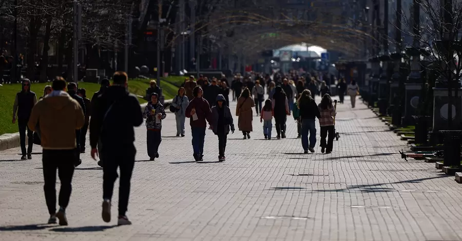 В Киеве третий день подряд фиксируют температурные рекорды