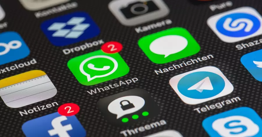 В работе WhatsApp произошел глобальный сбой, Instagram и Facebook также работают с перебоями