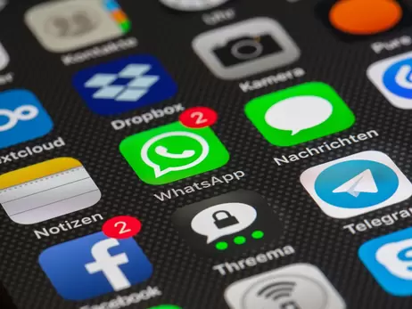 У роботі WhatsApp стався глобальний збій, Instagram та Facebook також працюють із перебоями