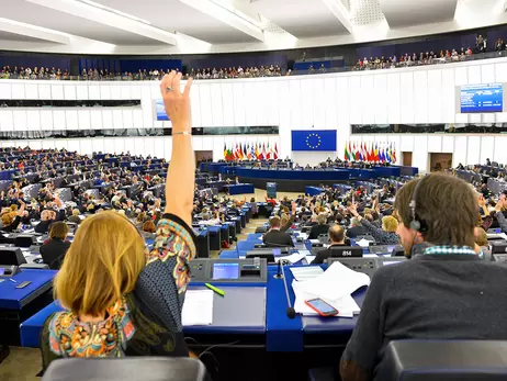 Безпрецедентне рішення - Європарламент відмовився ухвалювати бюджет, бо Україні не надали Patriot