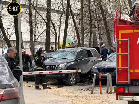 В Москве подорвали машину экс-сотрудника СБУ предателя Василия Прозорова, он ранен