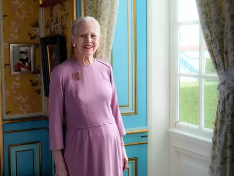Королевская семья Дании в день рождения Маргрете II показала ее новый портрет
