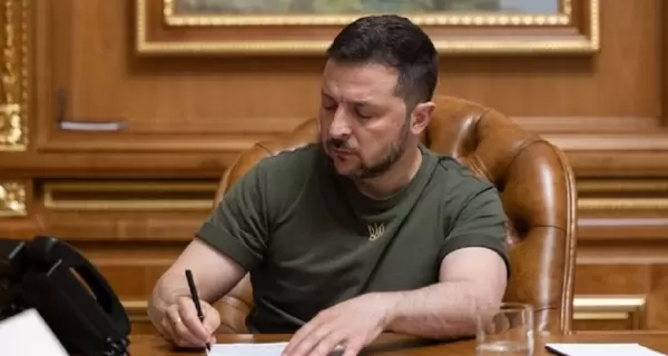 Владимир Зеленский подписал закон о мобилизации