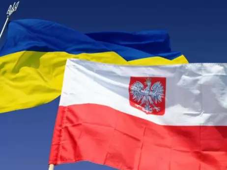 Польща обіцяє надати тимчасовий захист українським біженцям без паспорта