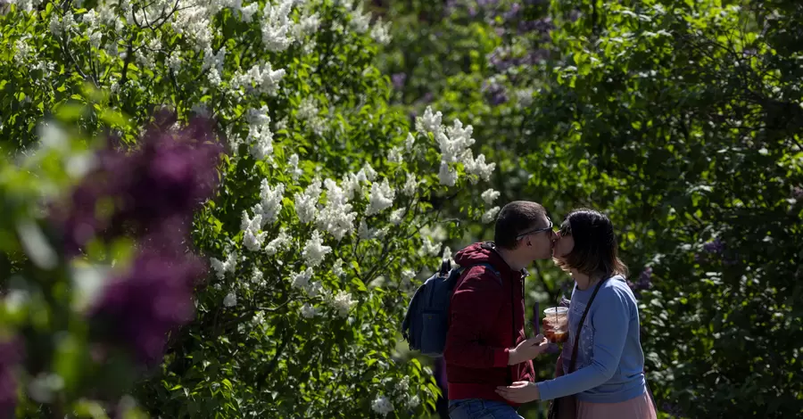 Цьогорічний квітень у Києві виявився одним із найтепліших за останні 144 роки