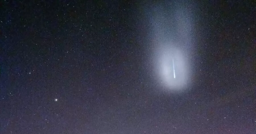 Над Украиной ночью видели странное сияние – это была вспышка от второй ступени носителя SpaceX Falcon 9