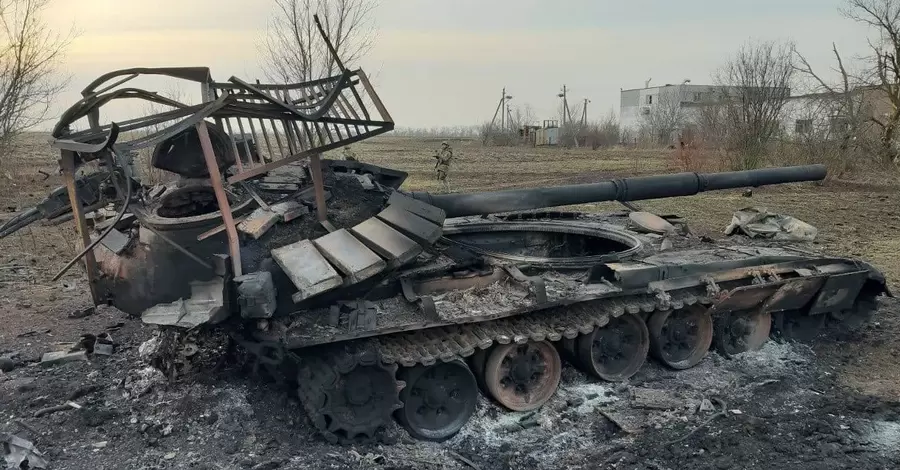 За добу українські захисники ліквідували ще майже 1300 окупантів
