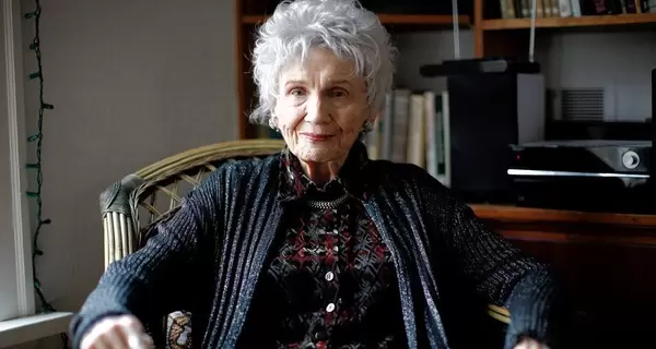 Лауреат Нобелевской премии по литературе 2013 года Элис Манро умерла в возрасте 92 лет