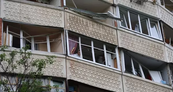 Из-за обстрелов Харькова погибли два человека, полицейские получили ранения