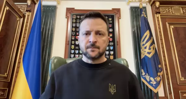 Зеленский подтвердил, что отменил поездки за границу из-за ситуации на фронте