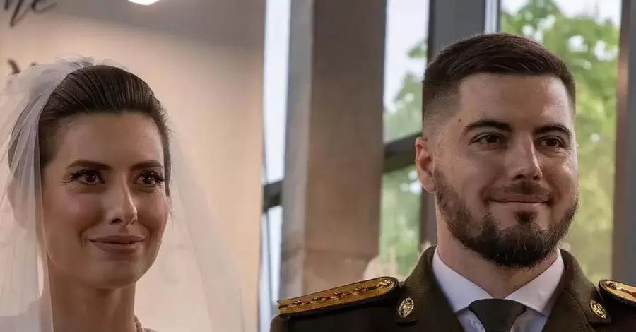 «Слуга народу» Марія Мезенцева вийшла заміж за командира підрозділу 