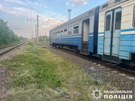 В Киевской области электричка сбила 9-летнюю девочку, ребенок не выжил