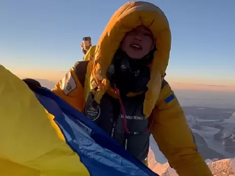 Українка Тоня Самойлова втретє піднялася на Еверест і встановила рекорд