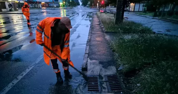 В Одессе всю ночь шел ливень, ряд улиц затопило