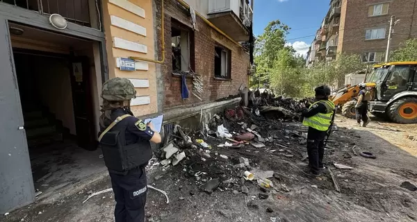 В Харькове достали тело еще одной жертвы российского удара по многоэтажке