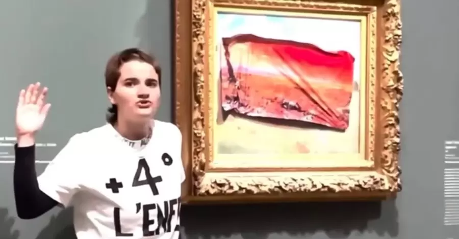 У Парижі екоактивістка заклеїла половину картини Моне без скла наклейкою 