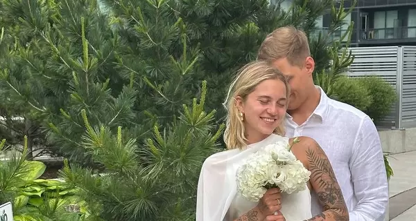 Дочка продюсера Ірини Горової вийшла заміж та показала знімки з весілля