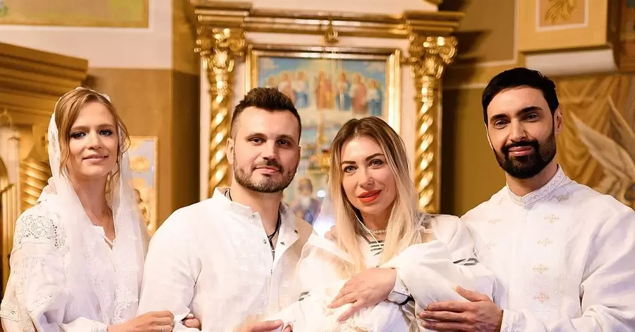 Козловський з коханою показав, як продюсер Ігнатченко та дружина Анатоліча Юла хрестили їхнього сина