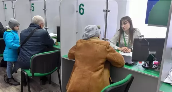 Обійдемося без пенсій? Чи зможуть українці накопичити заощадження на старість