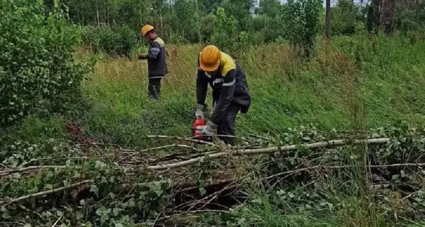 Ненастье оставило без света часть жителей Киевщины, а в столице затопило улицы