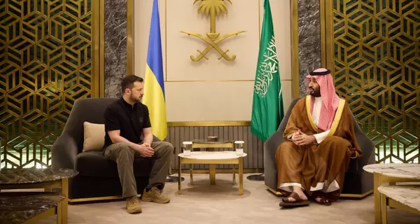 Зеленський прибув із неоголошеним візитом до Саудівської Аравії та зустрівся зі спадкоємним принцем