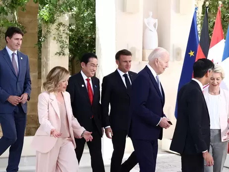Лидеры G7 прибыли на саммит в Италии, Зеленский также примет участие