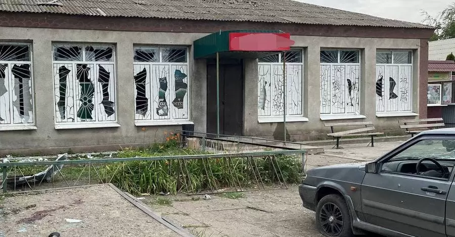 Россияне устроили массированный обстрел села под Волновахой, есть погибшие и раненые