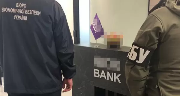 Двух сотрудников Ibox bank арестовали из-за мискодинга для нелегальных казино