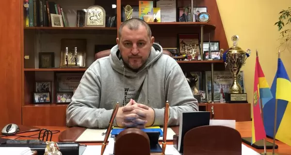 Экс-мэр Купянска Мацегора после покушения находится в искусственной коме