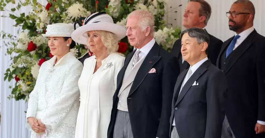 Британська королева Камілла зустрілася з імператрицею Японії - обидві у білих сукнях