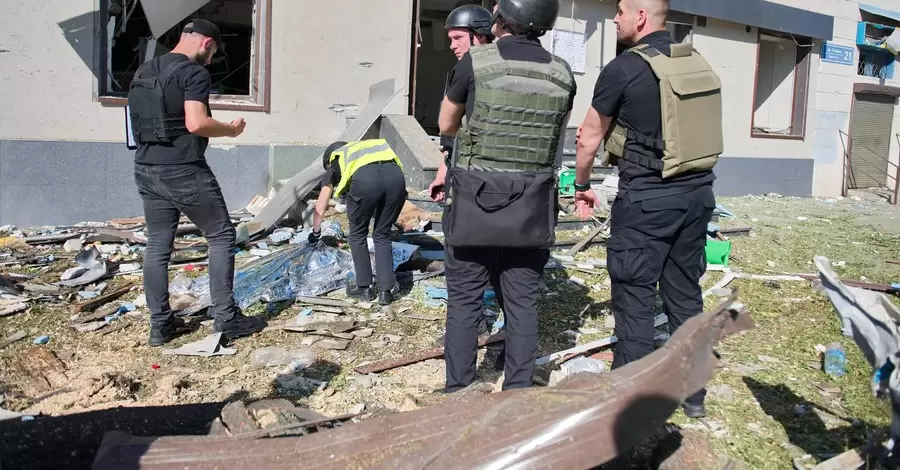 Россияне атаковали Харьков - ранены минимум 6 человек, из-под завалов спасли ребенка