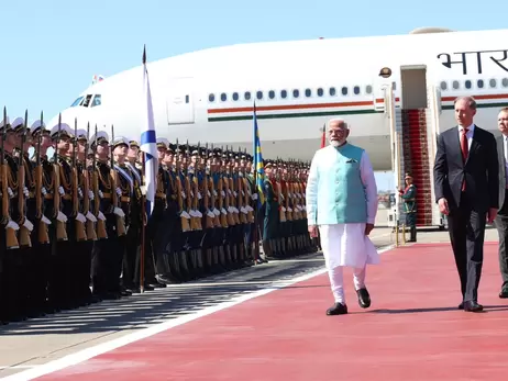 Прем'єр-міністр Індії прилетів до Москви - у червні він зустрічався із Зеленським