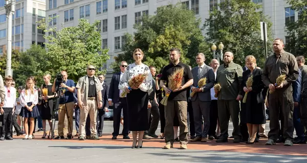 Володимир та Олена Зеленські прибули до Вашингтона, де відбудеться саміт НАТО