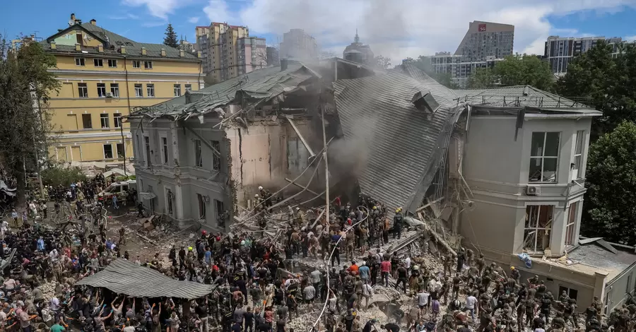 У Києві завершили розбір завалів після атаки 8 липня, загинули 34 людини