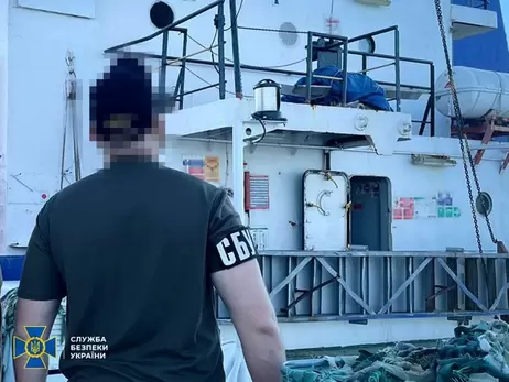 В Одесской области задержан капитан судна, который помогал оккупантам вывозить из Крыма украинское зерно